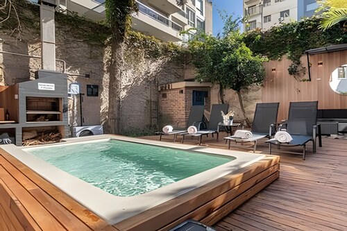 House in Soho Heated Pool, BBQ Grill & Playroom