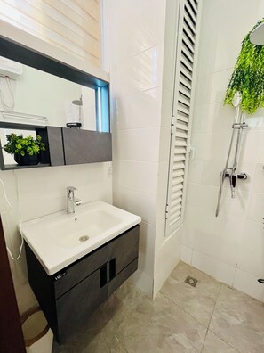 Towels, toilet paper