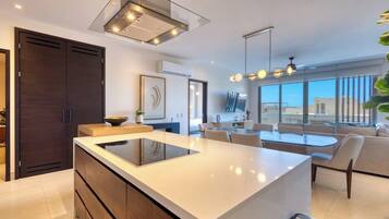 Condo, varias camas (Baja Breeze 2 bedroom at Vista Velas) | Interior