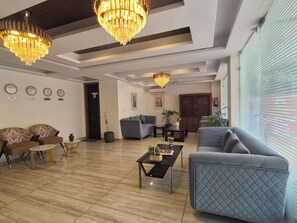 Interior - OnlyStay Luxe House Golf Course Road (Gurugram)