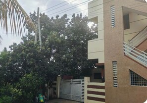 Property grounds - Dwaraka Nature Home Stay (Vajamangala)