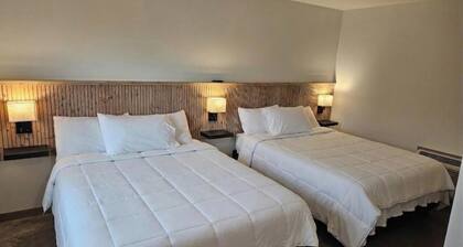 Cozy 7-Room Boutique Motel