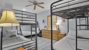 4 chambres, accès au Wi-Fi (inclus), literie fournie