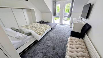 1 bedroom, iron/ironing board, free WiFi, bed sheets