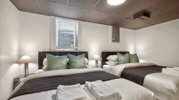 Iron/ironing board, travel crib, WiFi, bed sheets