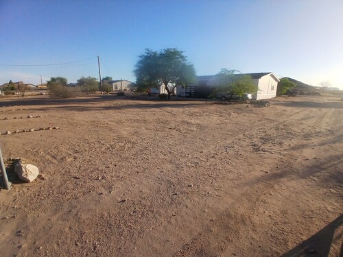 RV Space on 1/2 Acre campground retreat in scenic Queen Creek