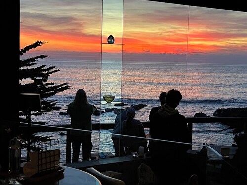 Adorable, unique, 2- bed, 1 ba, ocean front / Cambria.  Private stairs to ocean.