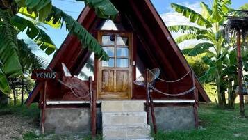 Deluxe Double Room, Balcony, Garden View | Exterior
