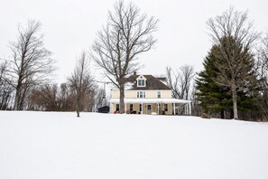 Exterior - Hudson Valley Heaven - Serene Catskills Farmhouse (East Durham)