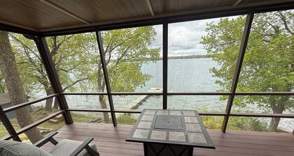 4 Bedroom cabin featuring breathtaking views and clean water just steps away!