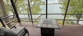 4 Bedroom cabin featuring breathtaking views and clean water just steps away!