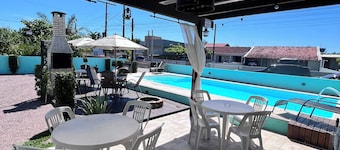 Casa piscina praia da pinheira