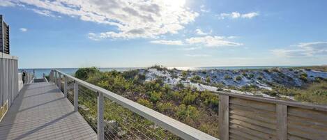 คอนโด, เตียงคิงไซส์ 1 เตียง และโซฟาเบด (Henderson Beach Resort Lofts 411- Roo) | บริเวณที่พัก