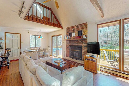 All-Season Hideaway with Deck, Views & Pool Access