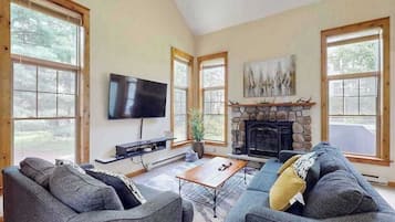 TV, fireplace, offices