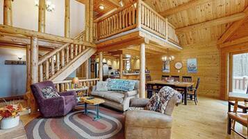 TV, fireplace, DVD player