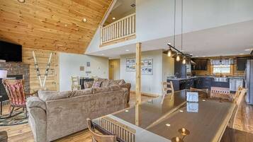 TV, fireplace, offices
