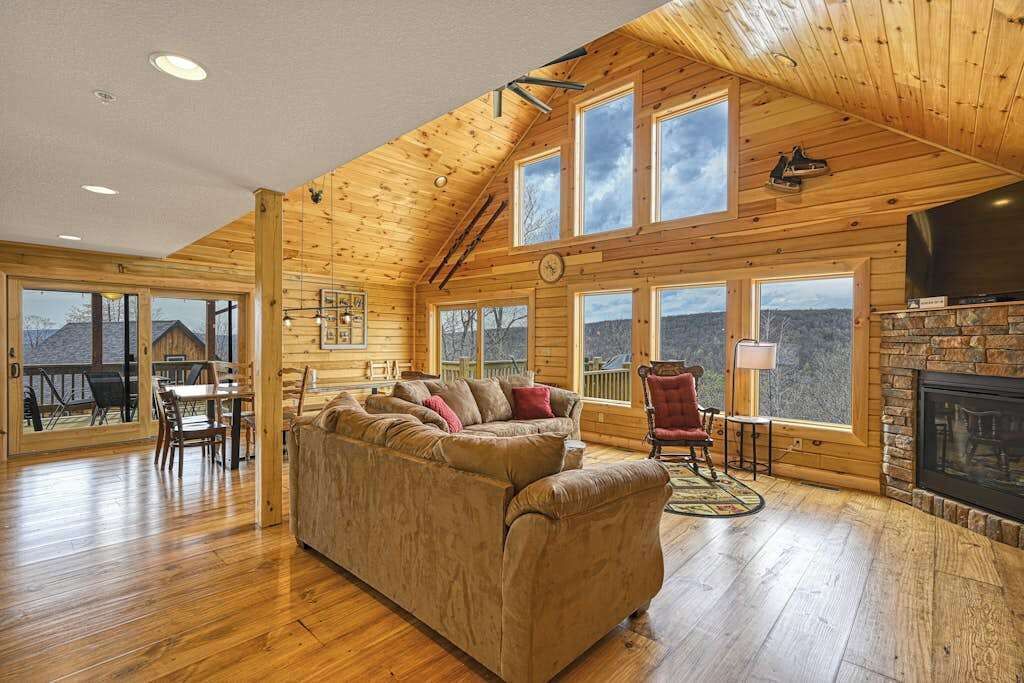 TV, fireplace, offices