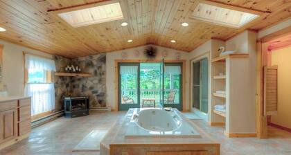 Rustic 3BR Farmhouse - MOUNTAIN VIEW - McHenry