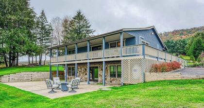 Charming 3BR Cabin - POND VIEW - McHenry