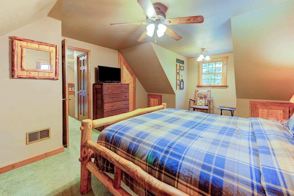WiFi, bed sheets