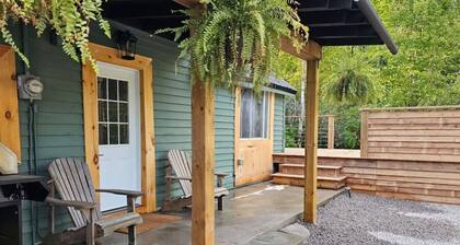 Bancroft Cottage | Hot Tub | Private 2 Acres