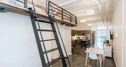 The City Loft Retreat | BBQ, Sleeps 6 |