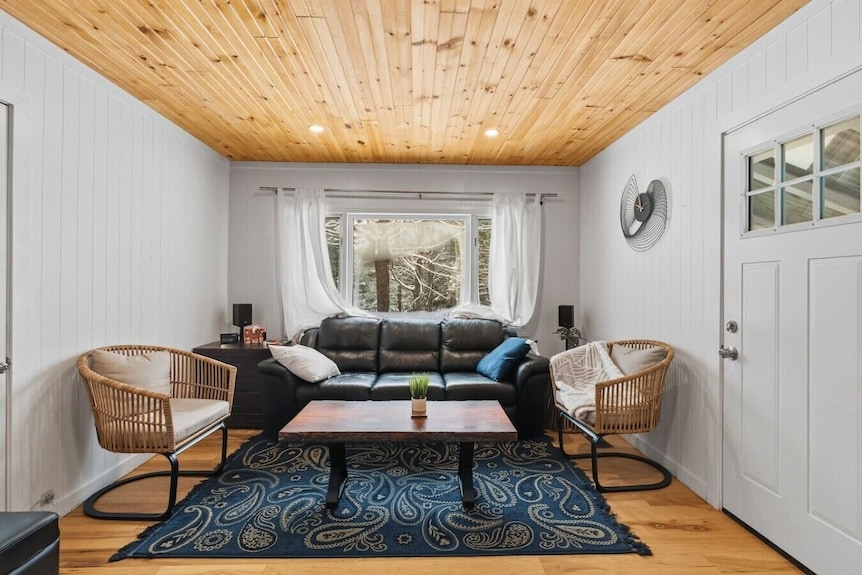 Serene Otter Lake Waterfront | Dock + Fire Pit - Huntsville