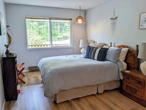 Acceso a internet y ropa de cama 