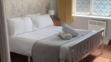 Classic Double Room | Desk, free WiFi