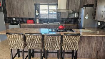 Apartment, 1 Bedroom, Accessible, Smoking | Interior