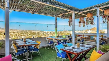 Apartment, 1 King Bed with Sofa bed, Balcony, Mountain View (Bianca 903 Loft at Morgan Residences) | Outdoor dining