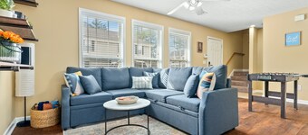 Private Deck, Foosball, Fire Pit & Grill, Walkable