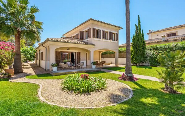 Exterior - Villa Balear. Holiday home with private pool. (Sol de Mallorca)