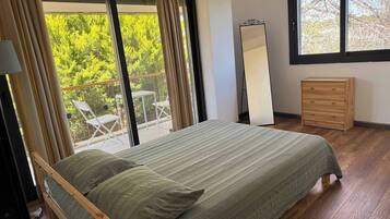 House, 3 Bedrooms, Accessible, Smoking | 4 bedrooms