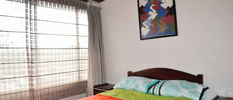Chambre familiale, vue sur la ville | AccĂšs au Wi-Fi (inclus)