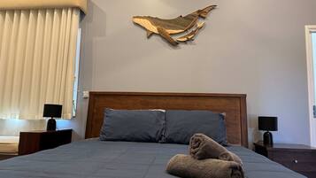 House, Accessible | 5 bedrooms, desk, high-speed internet