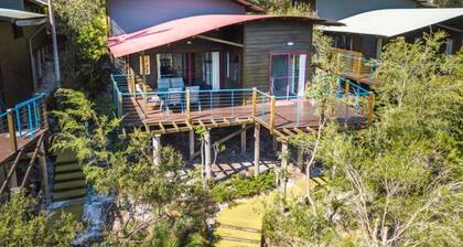 718 Cooloola Villa Kingfisher Bay K Gari Fraser Island