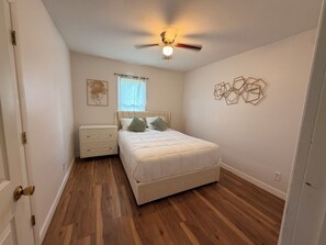 4 habitaciones, acceso a internet y ropa de cama 