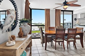 Apartment, Mehrere Betten (Mainsail 334) | Speisen