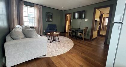 Charming 1-bedroom cottage in Twin Mountain with cozy vibes