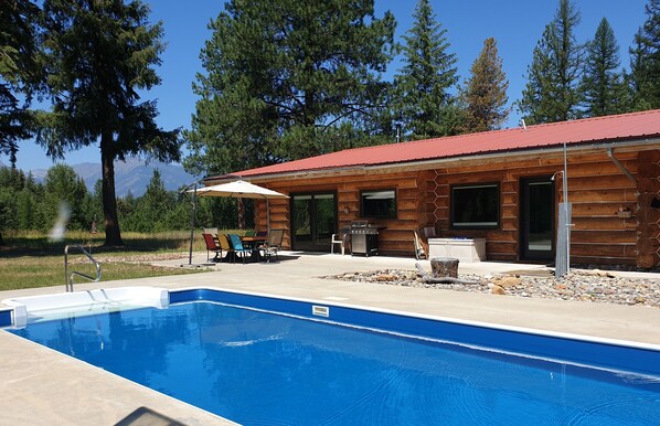 Utomhuspool