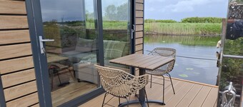 Aquastays offers a unique houseboat experience. Relax by the Water