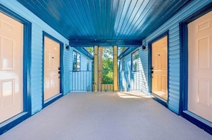 Interior - The Vibe on Durham XV • Vibe 8828 (Durham)