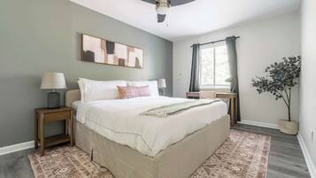 Iron/ironing board, WiFi, bed sheets