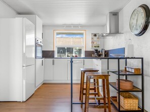 Fridge, microwave, dishwasher, cookware/dishes/utensils - "Antero" - 600m from the sea by Interhome (Skagen)