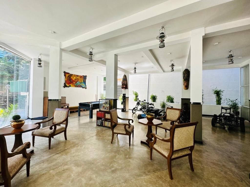 Deluxe Double or Twin Room, Balcony, Garden View | Interior