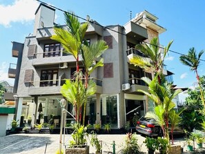 Phòng đôi hoặc 2 giường đơn Deluxe, ban công, quang cảnh vườn | Ngoại thất