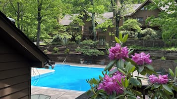 Piscine extérieure, piscine chauffée