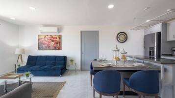 Appartement, 1 kingsize bed, balkon, uitzicht op bergen (Cabo Cove 408 A) | Woonruimte